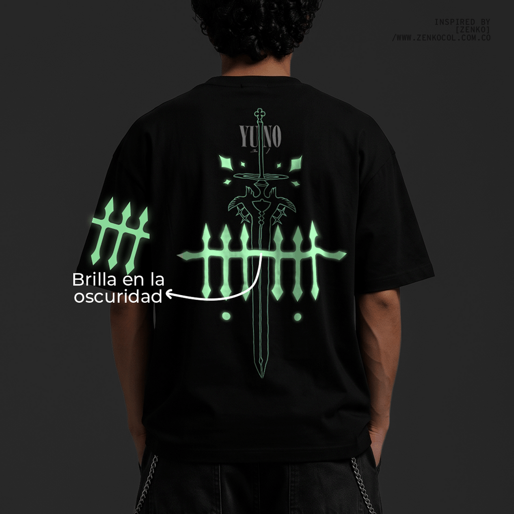 Camiseta Oversize Yuno | Black Clover Edition (Glow in the Dark)